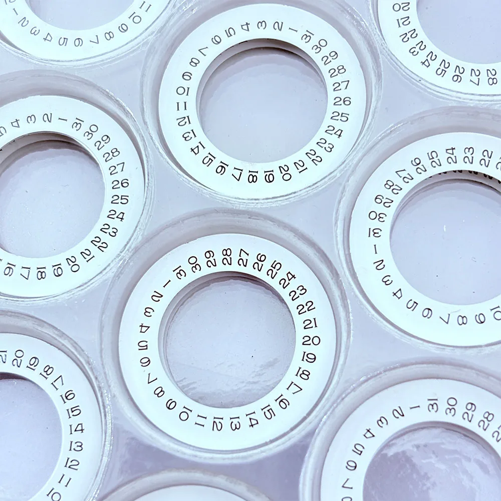 時計ムーブメントアクセサリー Rlx 2824 3135 2836 カレンダーディスクパッチ 1 個に適しています