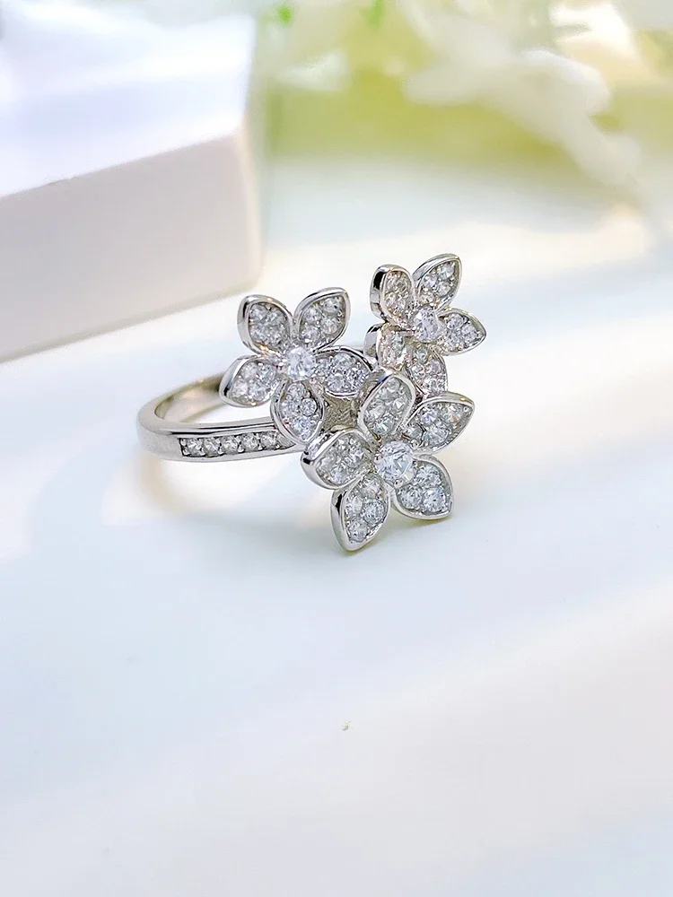 Light luxury niche design three flower 925 sterling silver ring set with high carbon diamond fashion wedding jewelry wholesale