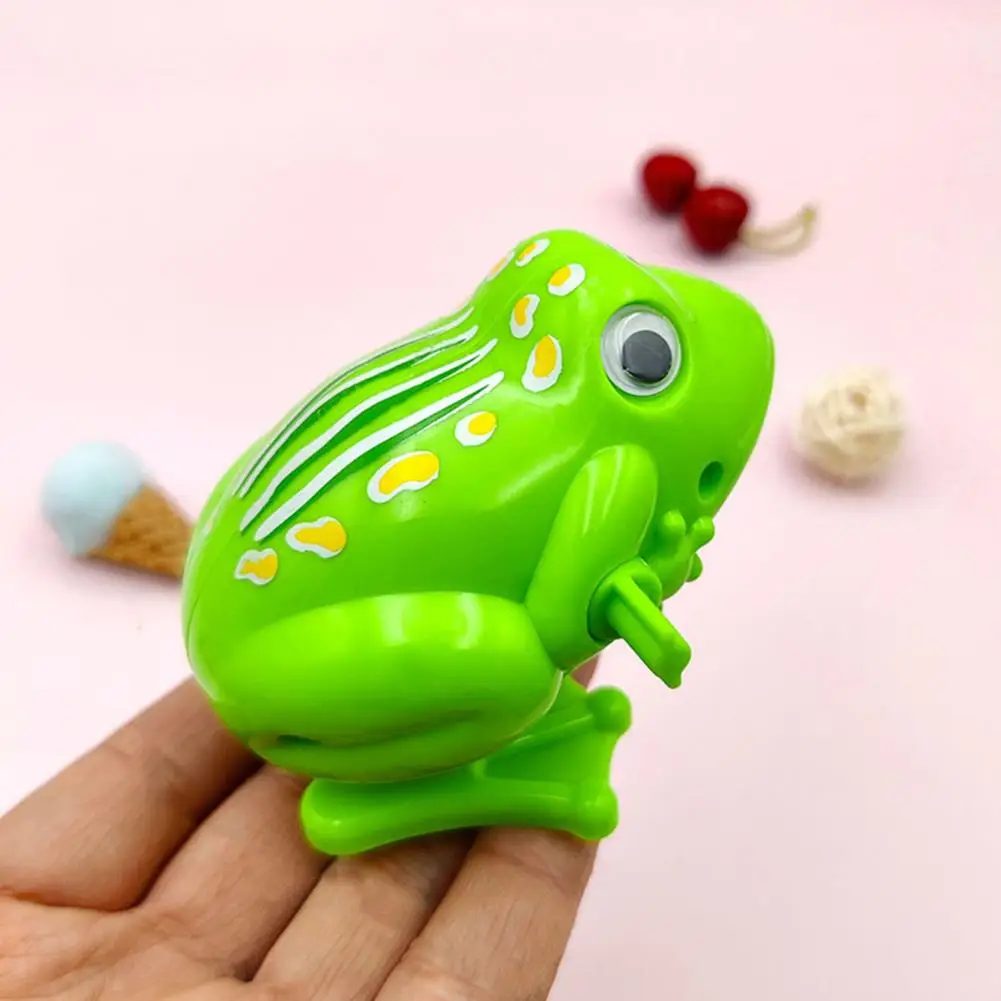 Wind-up Toy Educational Kids Frog Clockwork Toy Interactive Running Animal Toy for Children Boys Girls Teens