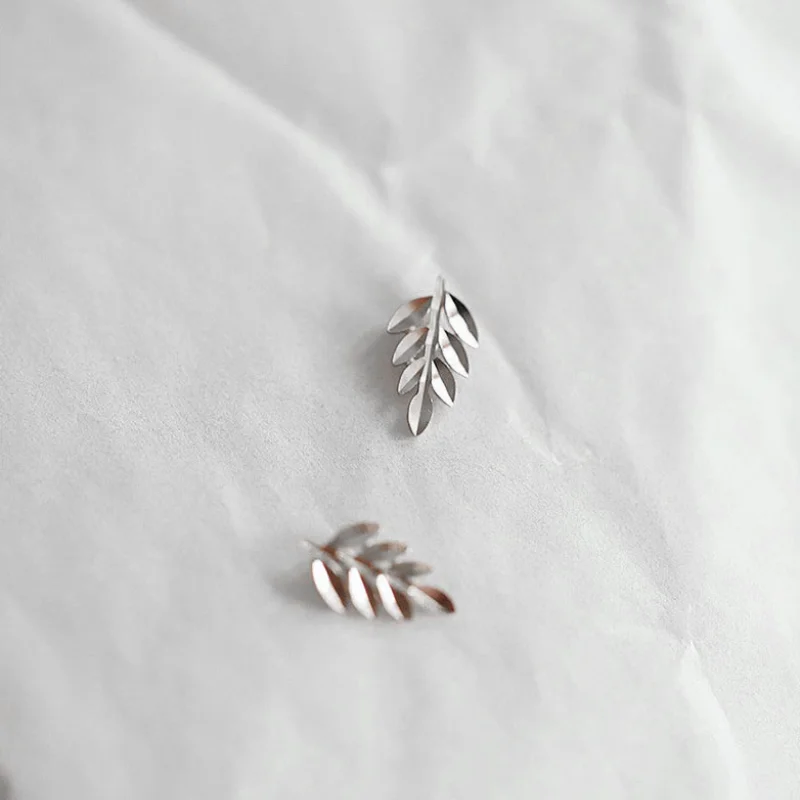 Japanese Shiny Small Leaf Stud Earrings Women 925 Sterling Silver Personality Student Birthday Party Gift Jewelry
