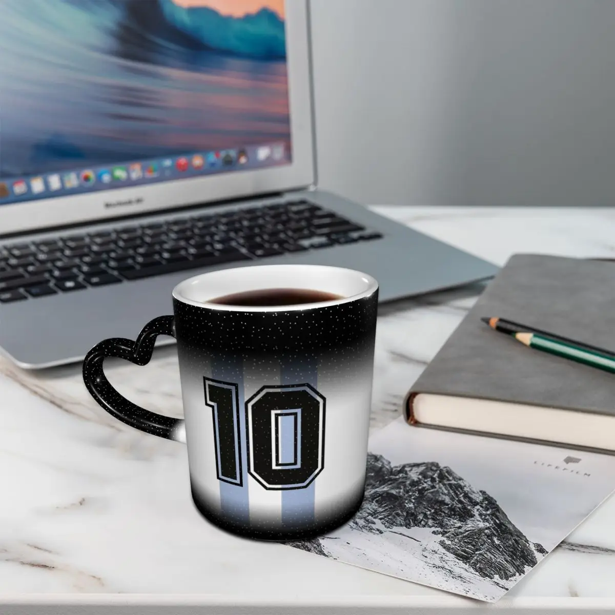Diego Armando DIOS Maradona Argentina Football Soccer Mug Ceramic Coffee Cups Tea Mugs Milk Cup Drinkware Gift for Woman Man