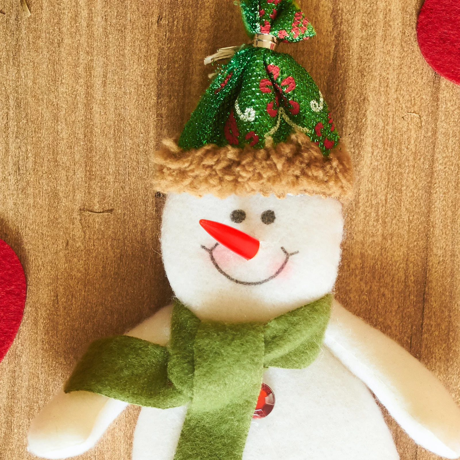 

200Pcs Plastic Snowman Nose Xmas DIY Making Supplies Christmas Decoration Crafts Snowman Nose Xmas Decor Christmas Decoration