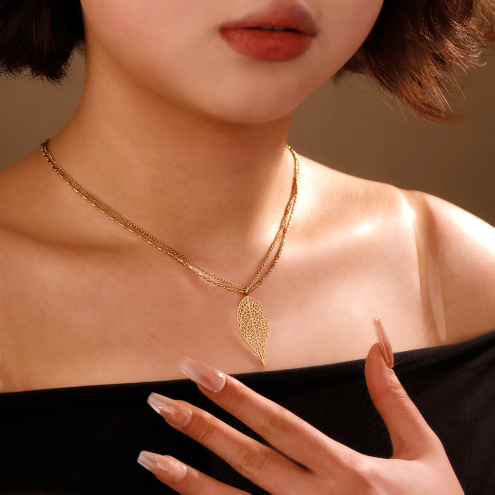 

5pcs/pack Leaves Long Chain Two Layers Necklaces Fashion Jewelry Statement Girl Gift Minimalist leaf Pendant Necklace for Women