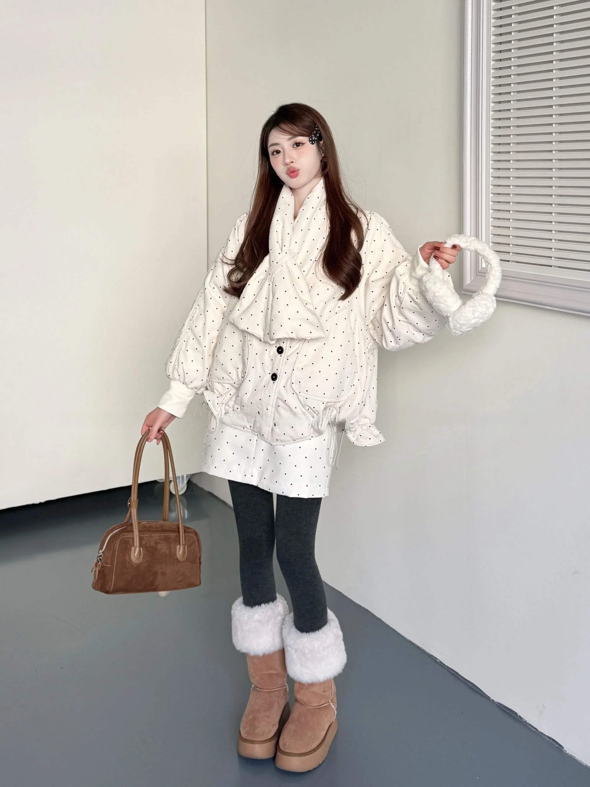 

Korean Style Polka Dot down Jacket Scarf Short Skirt Three Piece Set Women's Winter Warm Loose Fit V Neck Long Sleeve Coat