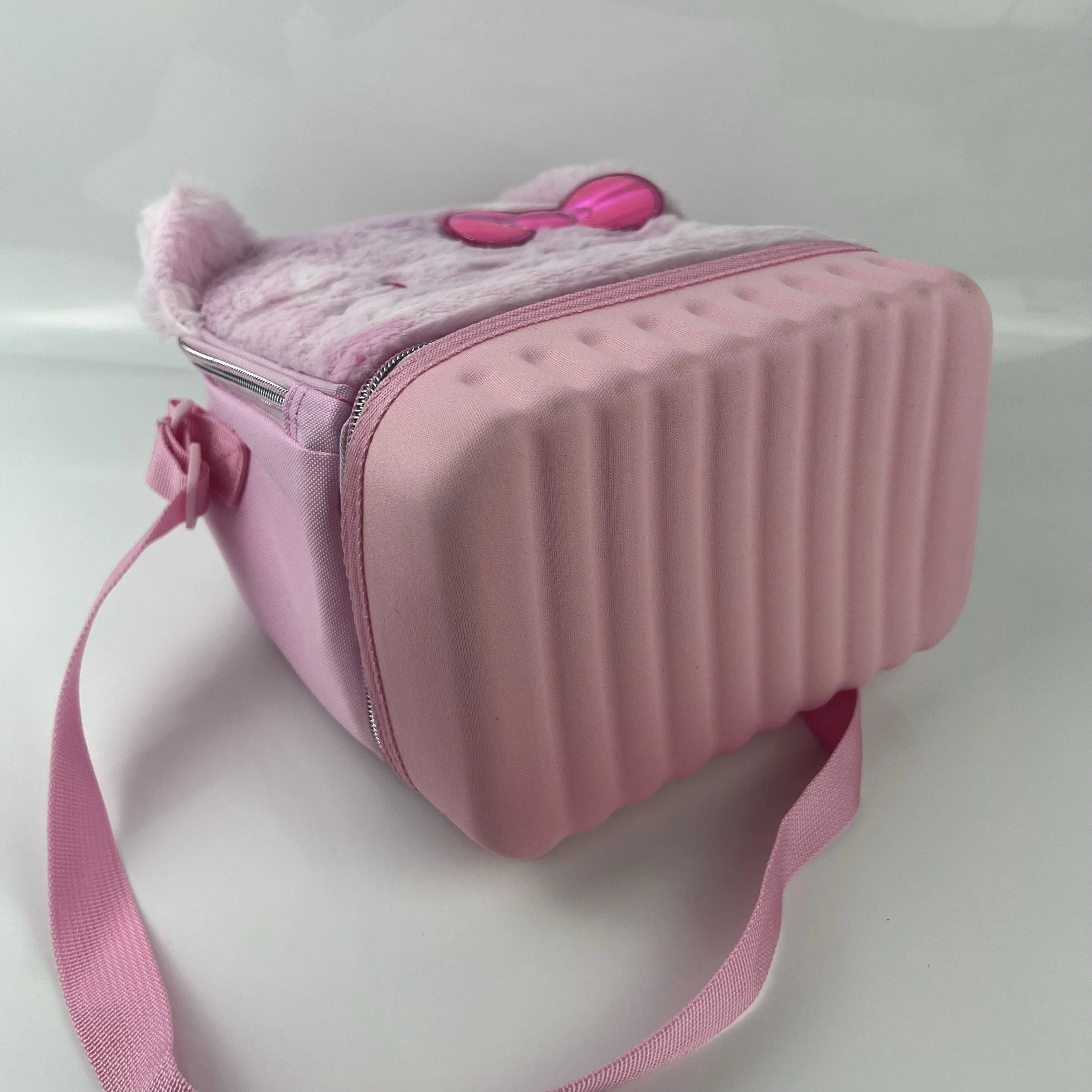 Kawaii Hello Kitty pluszowa torba na ramię dziewczyny urocza torba izolacyjna z motywem kreskówkowym pluszowa podwójna torba na drugie śniadanie różowa Crossbody przenośna Mochila