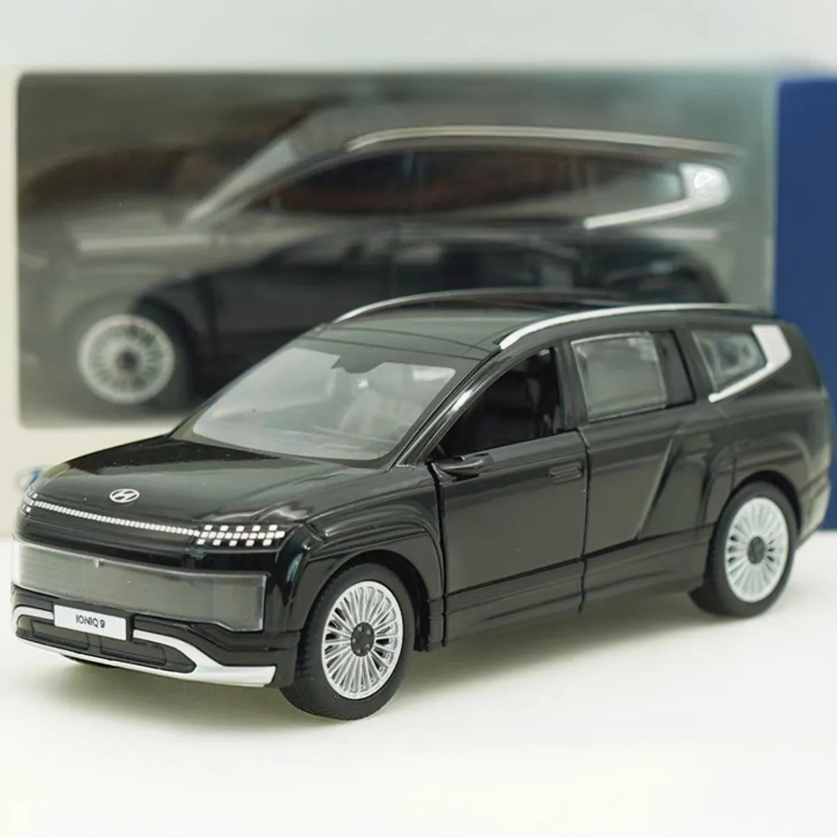 1:38 Original Hyundai Ioniq 9 N Car Model Hyundai Car Collection Alloy Pull-back Car Model