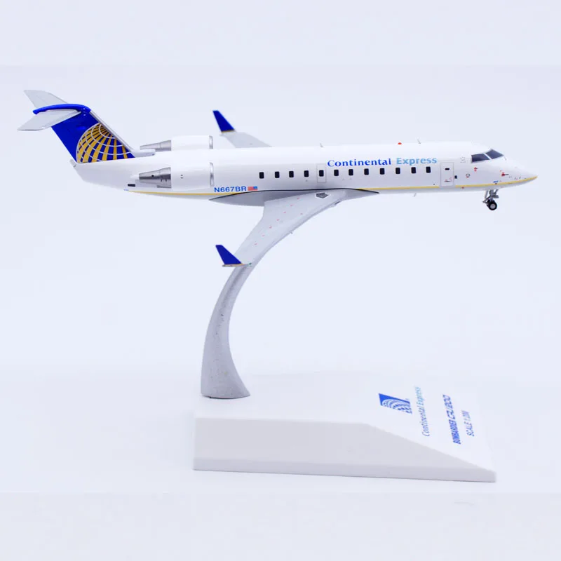 XX2653 Alloy Collectible Plane Gift JC Wings 1:200 Continental Express Bombardier CRJ-200ER Diecast Aircraft Jet Model N667BR