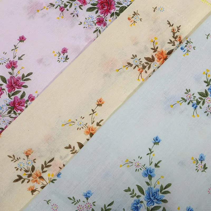 3 قطعة مناديل نسائية صغيرة مزهّرة بحافة هلال فتاة مطبوعة من القطن بخلفية بيضاء مناديل للسيدات منعشة