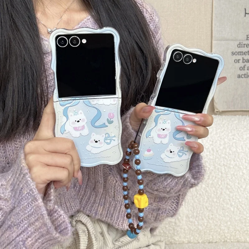 

Korean Cute Cartoon Puppy Phone Case For Samsung Galaxy Z Flip 7 6 5 4 3 ZFlip6 Cover with Chain Fashion Shockproof Cases Girls