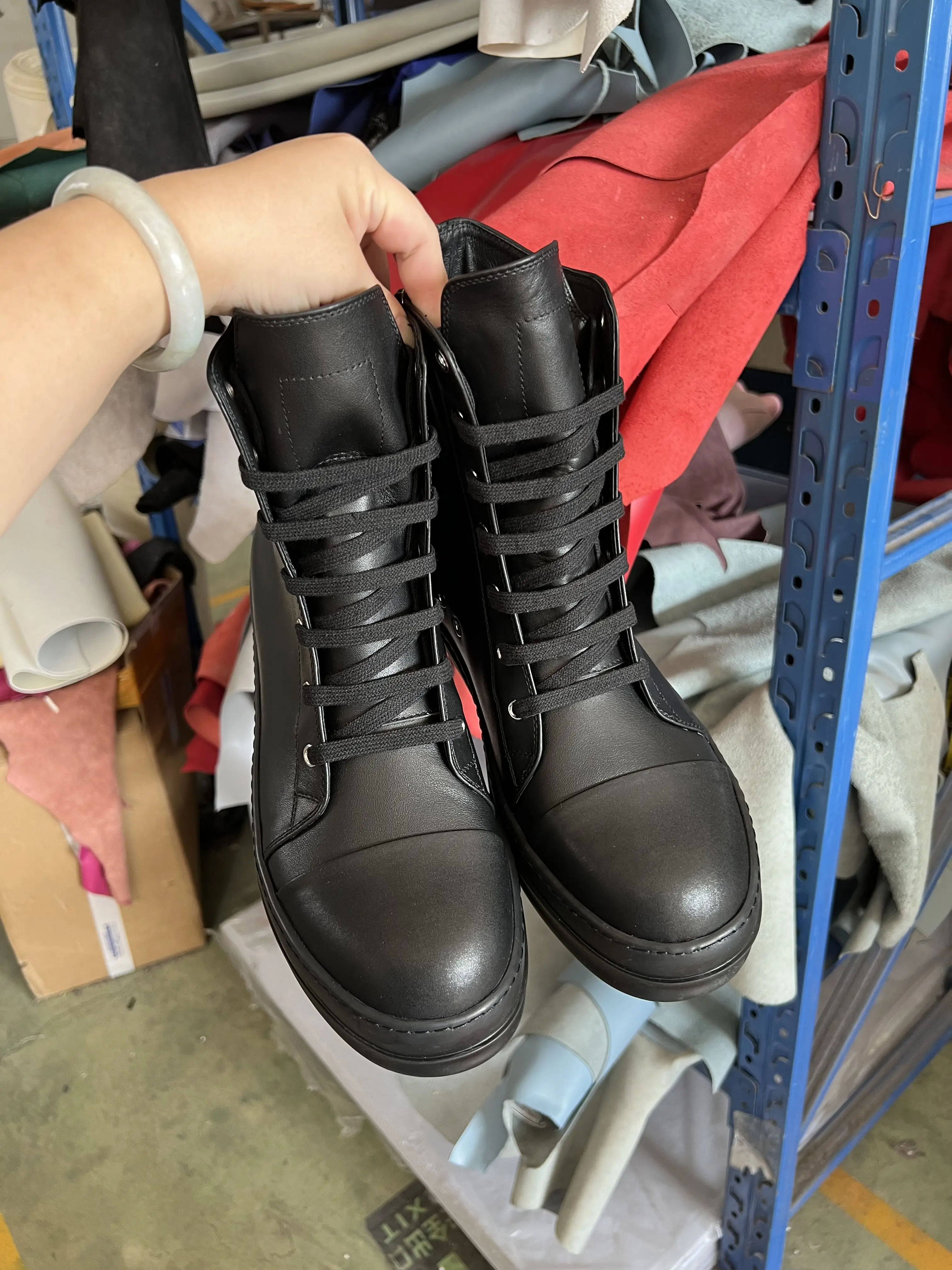 

Brand Men Shoe Casual High Top Sneakers Real Leather All Black Woman Ankle Boot Zip Thick Soled Ro Luxury Designer Outdoor Shoes