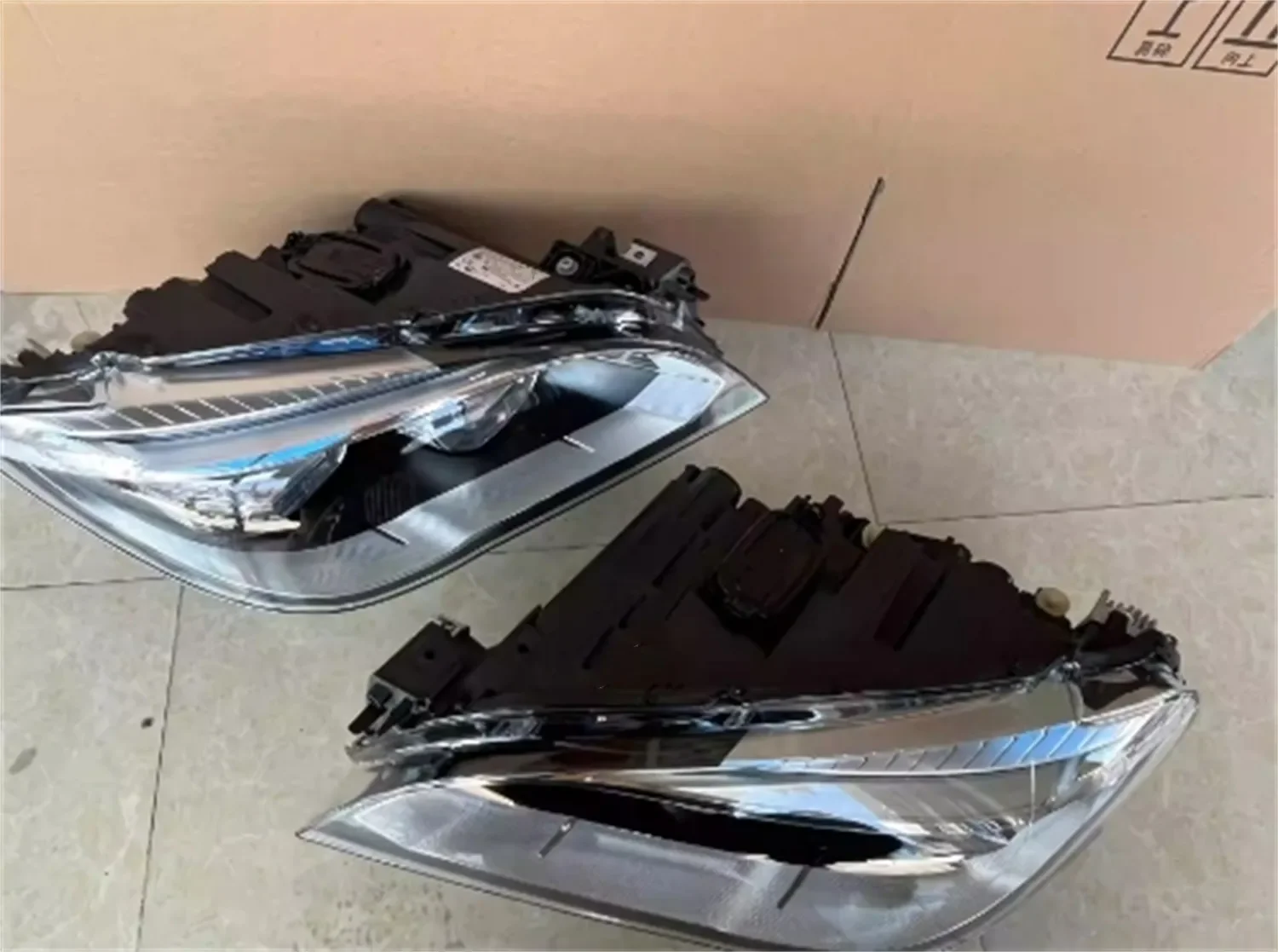 Front Headlight Headlamp for BMW 7 Series F02 Daytime running light High low beam Turn signal
