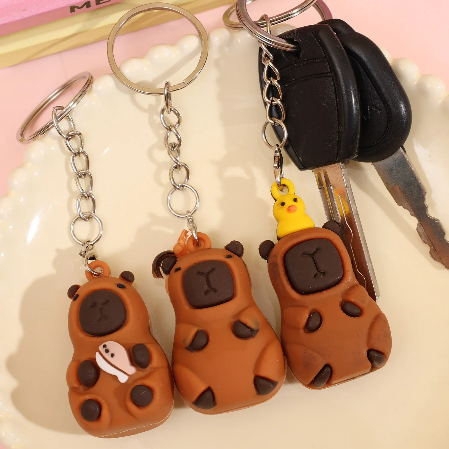 مفاجأة صندوق أعمى كابيبارا دمية لعبة مفتاح سلسلة الأطفال ثقب الموسيقى اليانصيب الضغط اللعب الكرتون كابيبارا ظهره ديكور