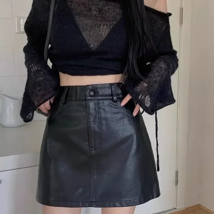 Pop Women's High-waisted Mini Dress Black Pu Leather Versatile Skirt Cropped A- Line For Autumn/winter Korean Style