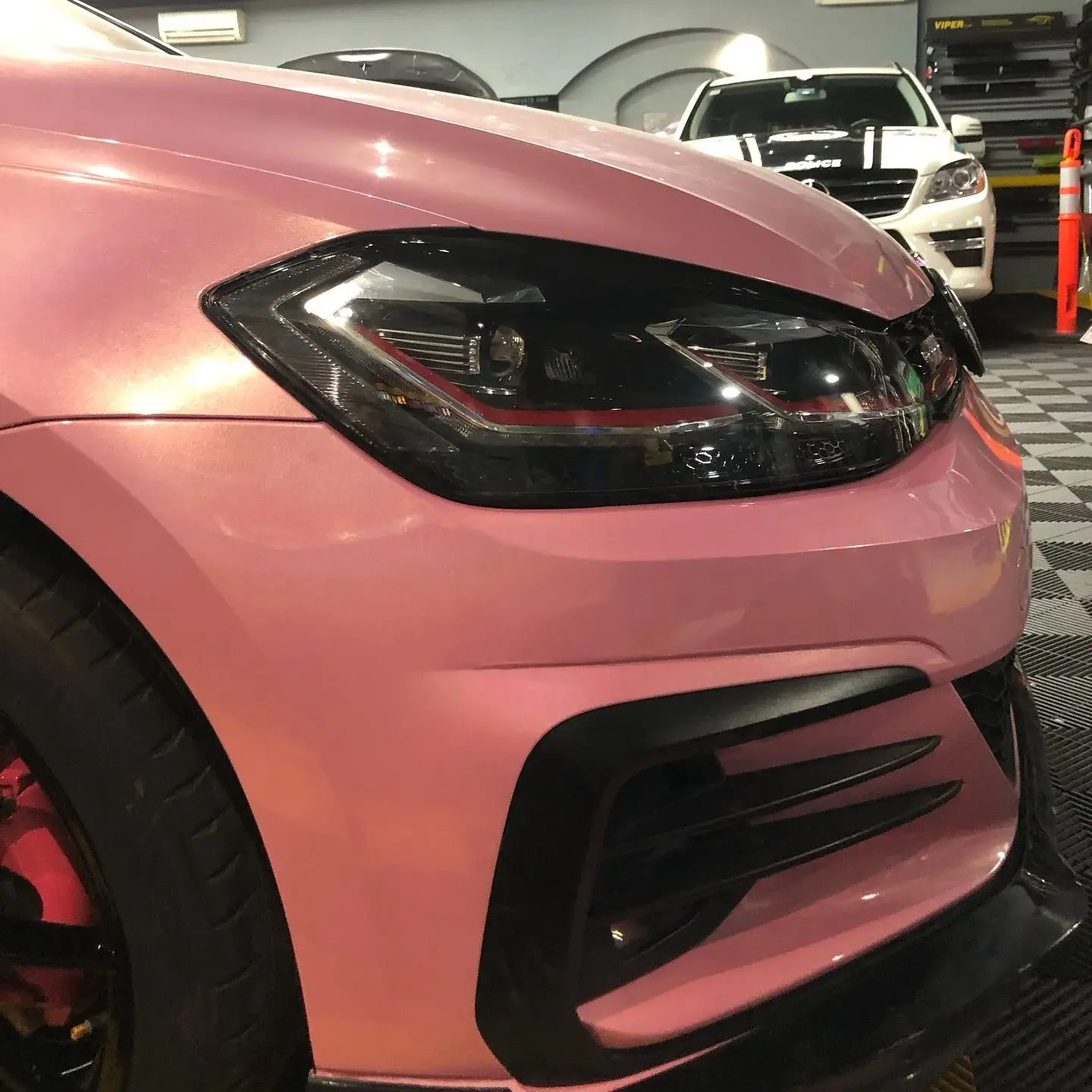 

Pink Glossy Car Wrap Film Gold Pink Ultra Glossy Metallic Car Adhesive Vinyl PET Bubble Free Sticker Car Accessories Auto Decals