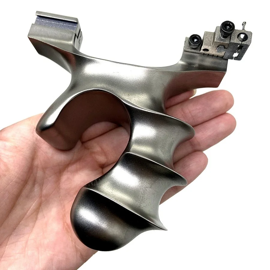

New Hunting Shooting Titanium Alloy Slingshot Outdoor Shooting Portable Slingshot Flat Leather Shooting Catapult