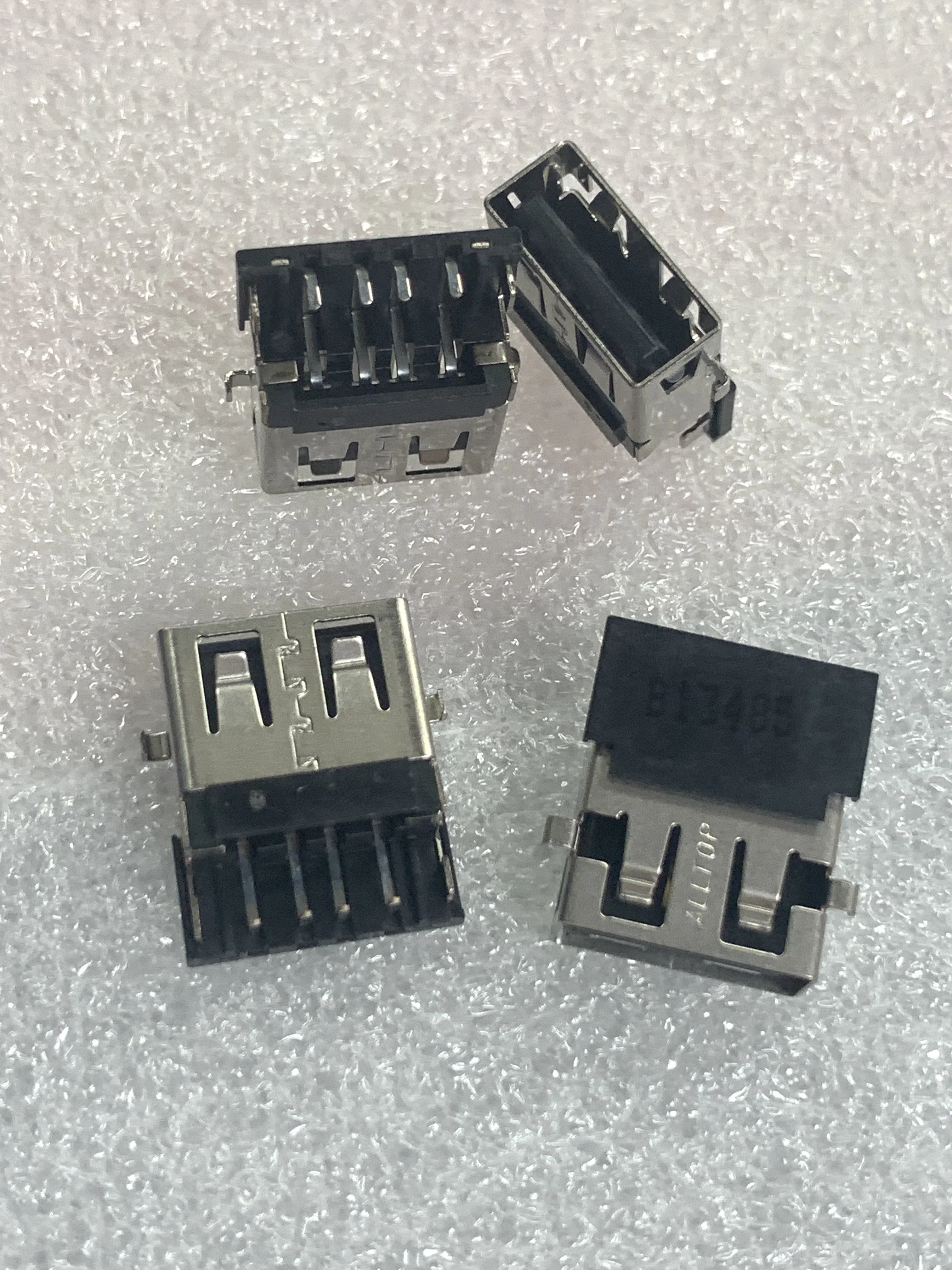 

NEW Laptop USB 2.0 Jack Socket Port Connector For Lenovo Z570 Z575 B570 B575 B570E B575E V570