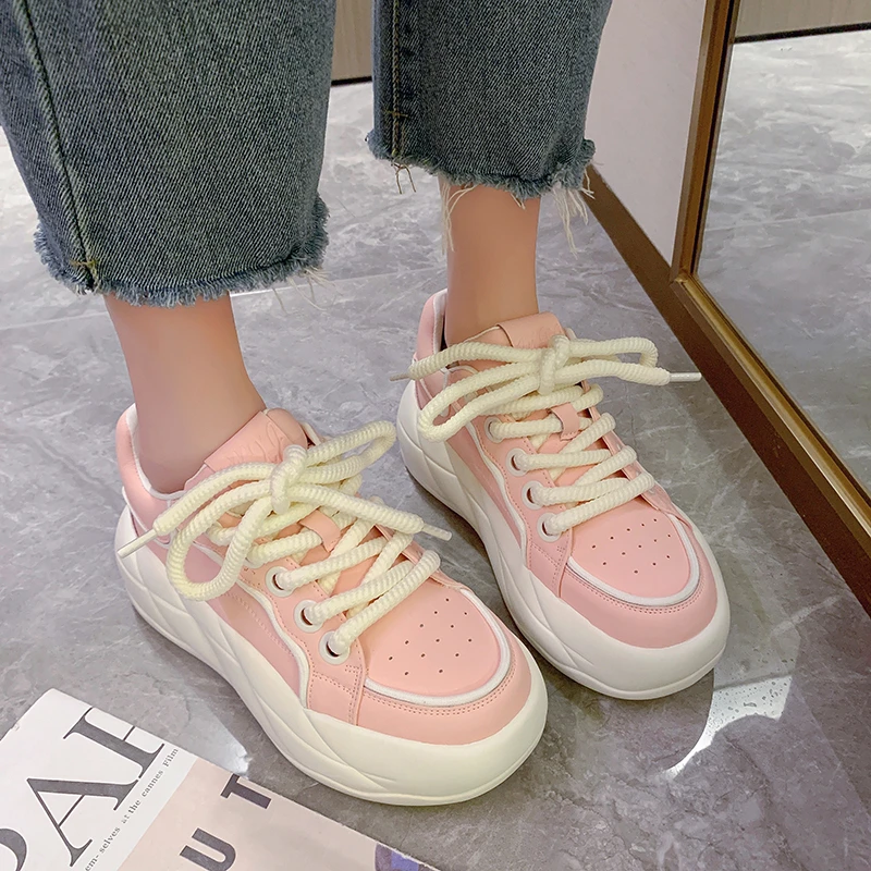 

2023 Women Platform Sneakers Spring Lightweight Thick Soled Shoes Round Toe Chunky Shoes Lace Up Flat Skateboard Shoe for Female