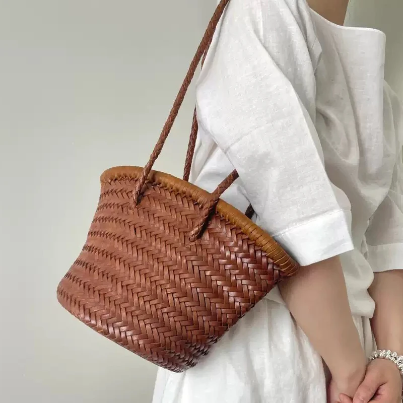 دلو جلدي أصلي عتيقة حقائب اليد المصممة الفاخرة للنساء ومحافظات 2025 جديدة في جلد البقر المنسوج مع كيس كتف الجيب الداخلي الداخلي جودة عالية ًالشحن مجانا وصول الشحن السريع #3