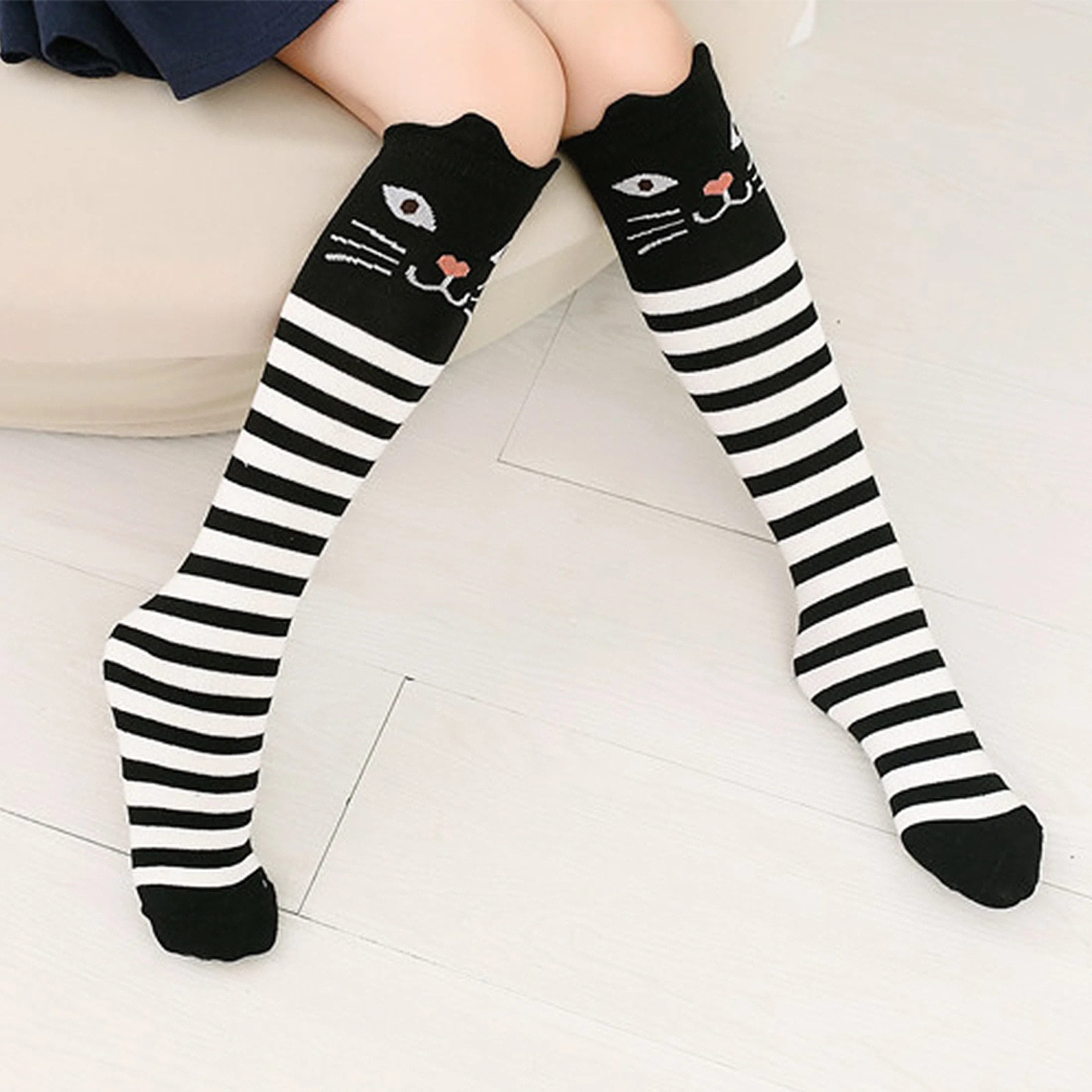 2 Pairs of Cute Little Cat Striped Knee-High Socks for Girls, Soft and Comfortable Over-The-Knee Calf Socks for Casual Daily Life