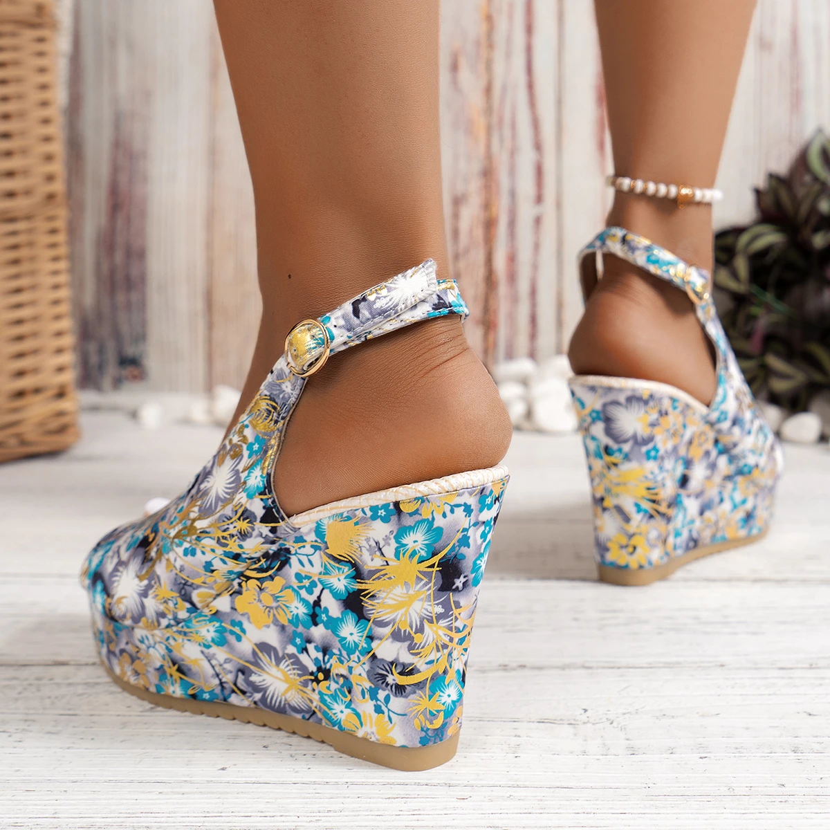 Women Wedge Sandals New Sexy Summer Designer Party High Heels Platform Sandals Buckle Ankle Strap Women Flowers Open Toe Shoes