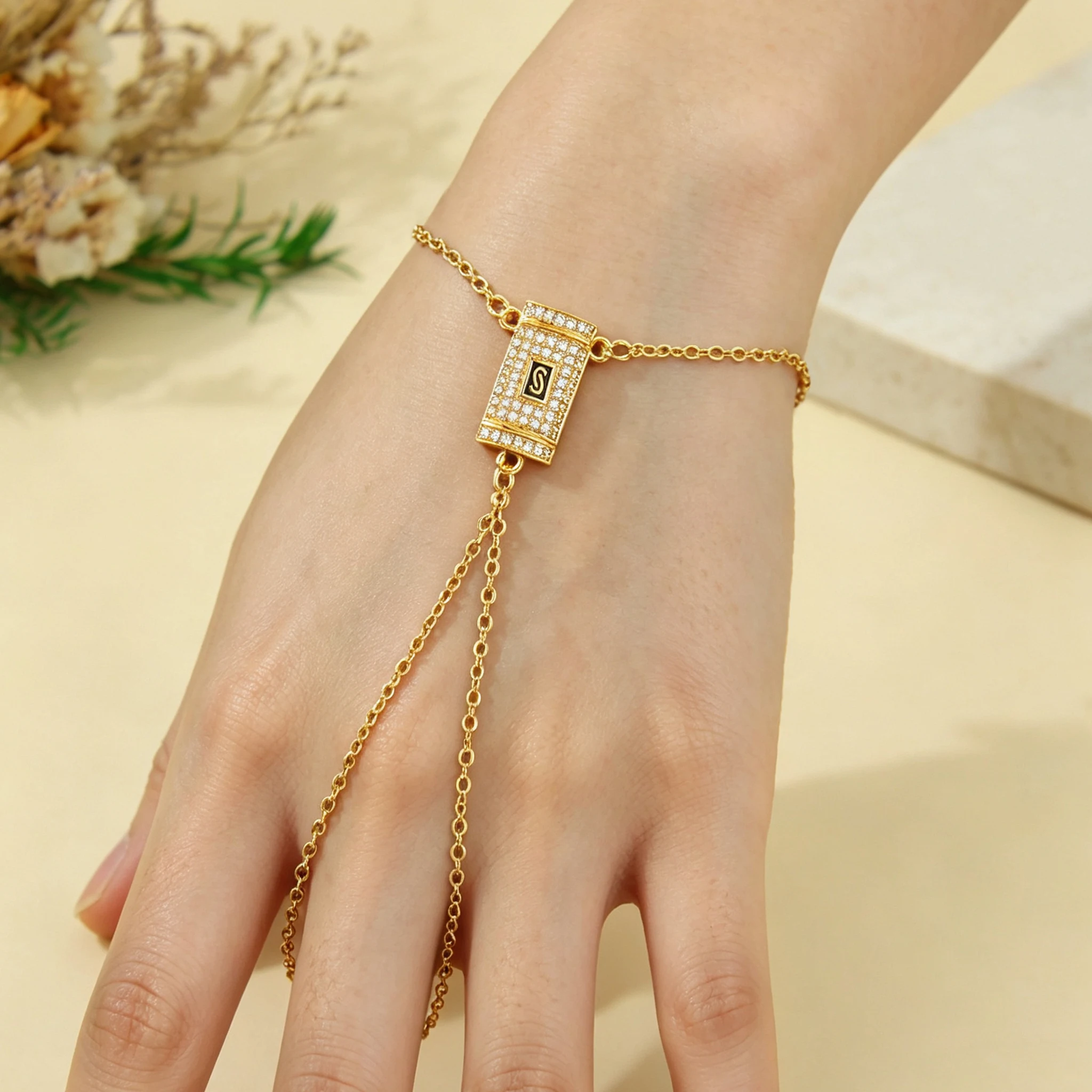 Arabisches Mode-Zirkonia-Armband 24k Vergoldet Italienische Elegante Handketten mit Ring Dubai Muslimische Frauen Vintage Party-Schmuck – Detail 2