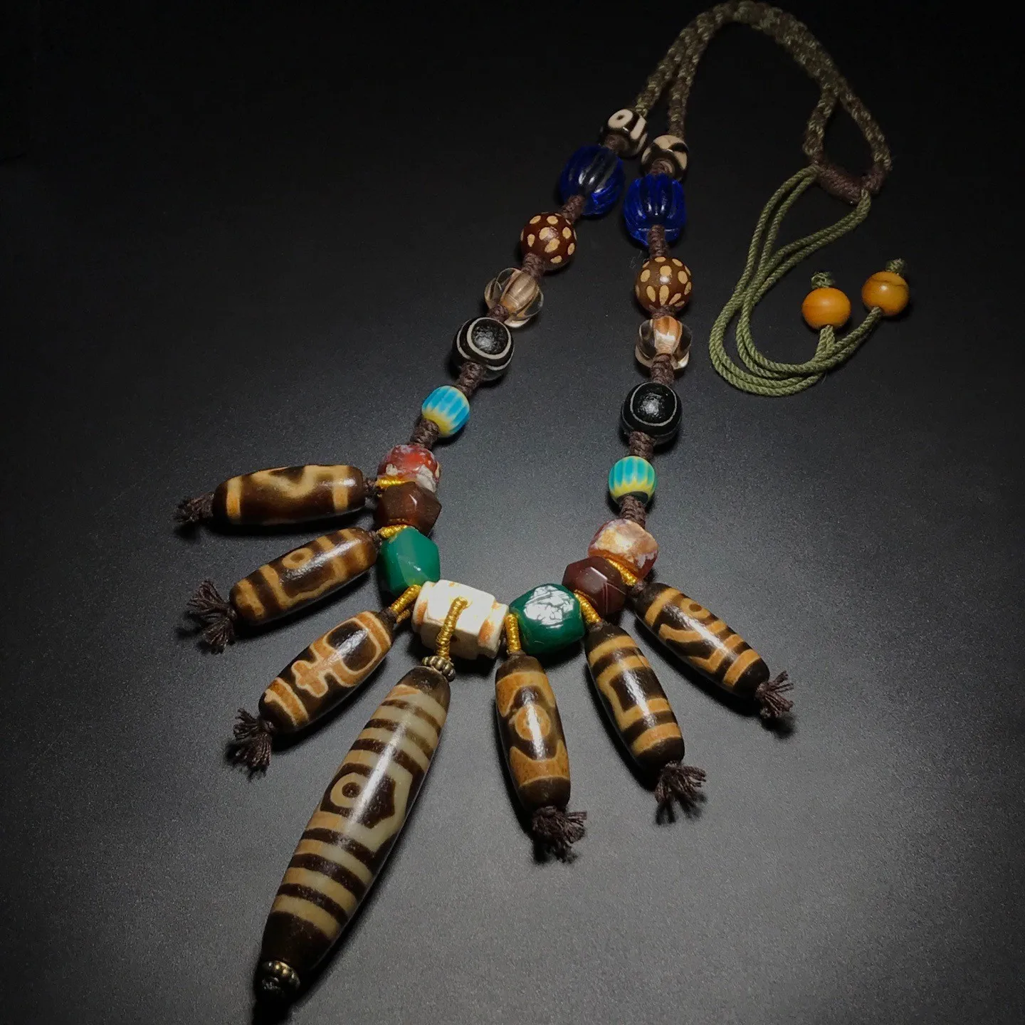 Unique Tibetan Old Agate Dzi *Multiple patterns 3 Eyes* Beads Necklace J0501