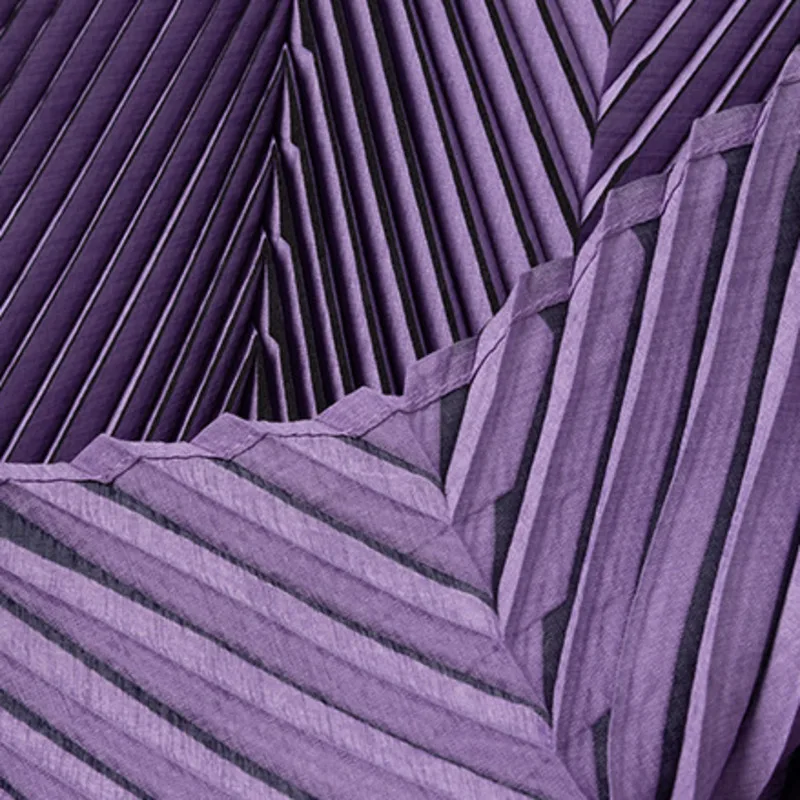 YFPF Miyake Pleated 여성 티셔츠 패션 반팔 보라색 솔리드 컬러 다목적 탑 블라우스 캐주얼 2025 New Clothing