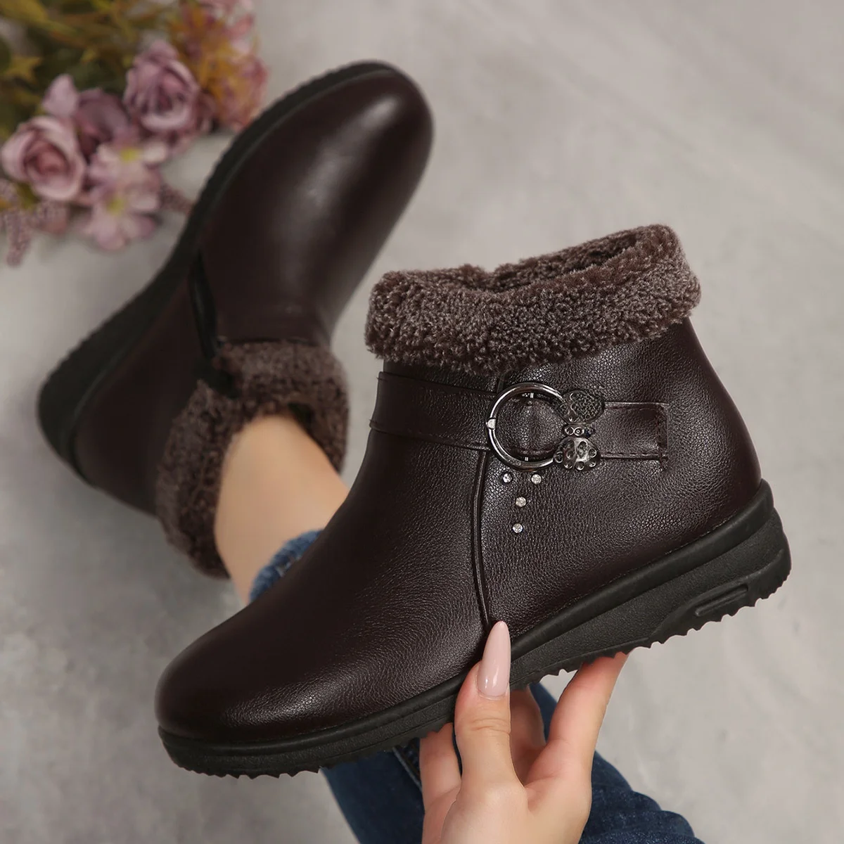 2025 موضة جديدة سميكة صوف مبطن أحذية الثلوج الجانب سستة أحذية قطنية أمي أحذية دافئة المطاط وحيد جولة تو لون نقي #1