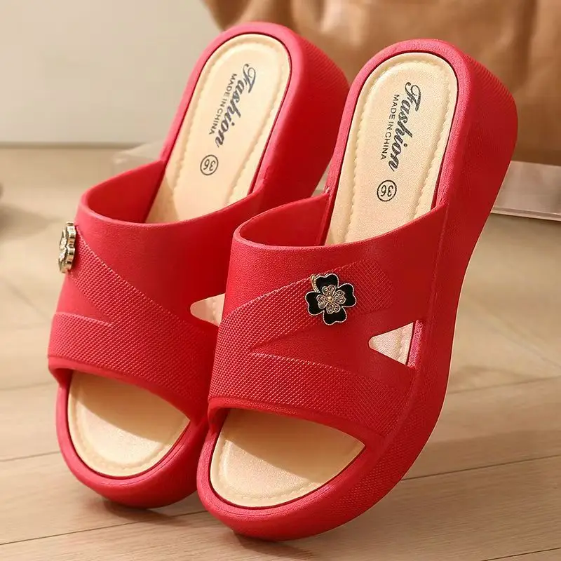 

Women Summer New Wedge One Word Slippers Thick Sole Non Slip Anti Odor Home Slippers Outdoor Height Increasing Slippers Sandals