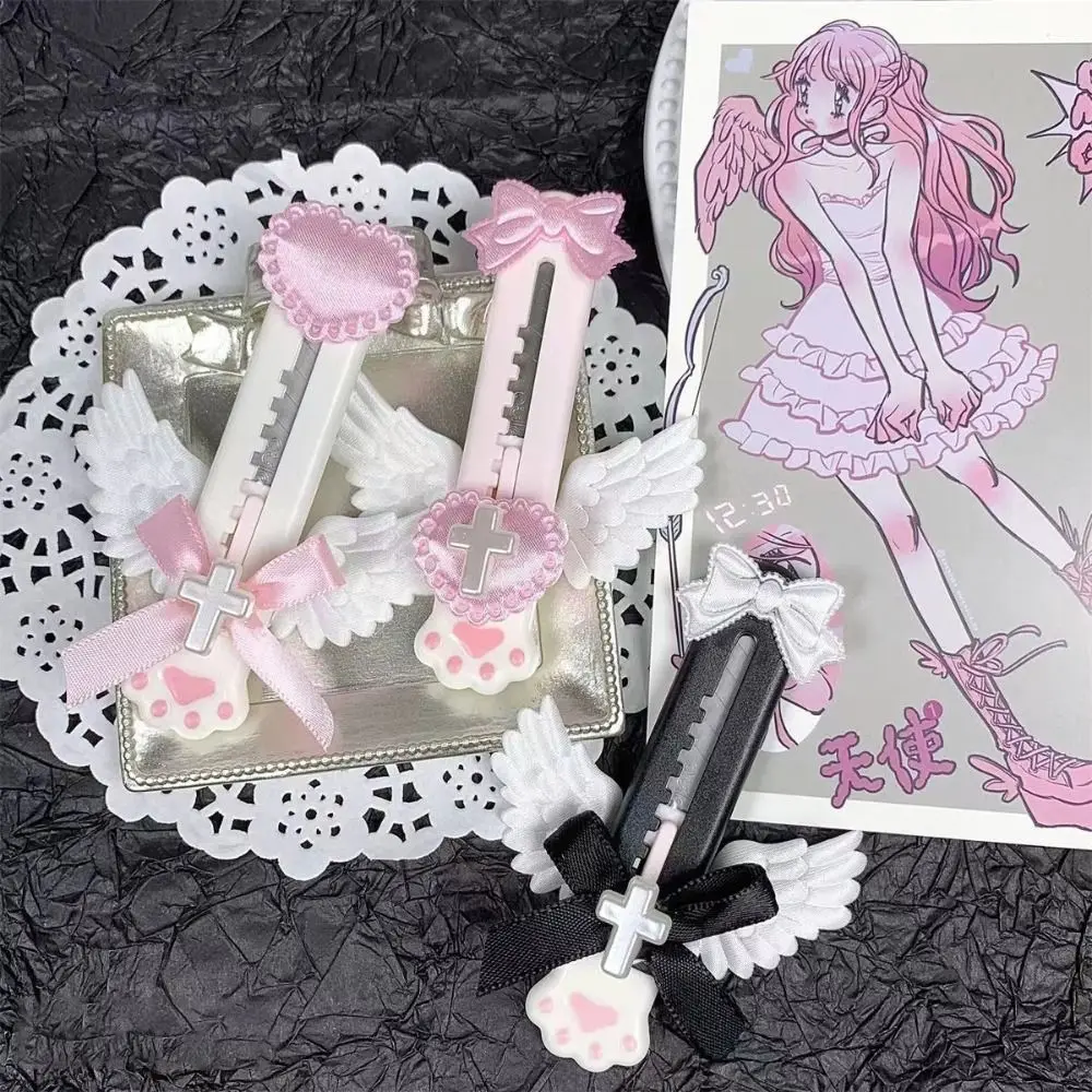 Cute Plastic Cat's Claw Cutter Mini Cartoon Paper Cutting Tool School Office Supplies Retractable Letter Opener