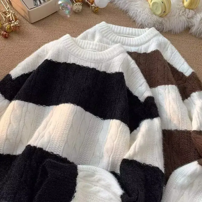 

Свободный крой, бархатный круглый трикотаж с оленем для мужчин, зимняя новинка, универсальная верхняя одежда в полоску, повседневная мягкая полиэфирная волокно