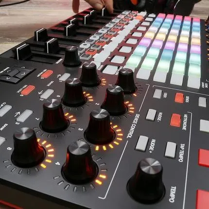 AKAI APC40 MKII MIDI Controller, VJ Control Console, Pads, DJ Keyboard, Music Production