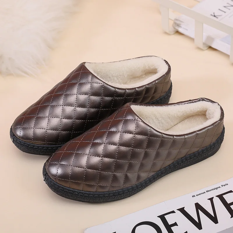 الشتاء المرأة لينة سوليد نعال من القطن المخملية مقاوم للماء المنزل كتم المضادة للانزلاق أمي أحذية Lingge أحذية قطنية Zapatos De Mujer