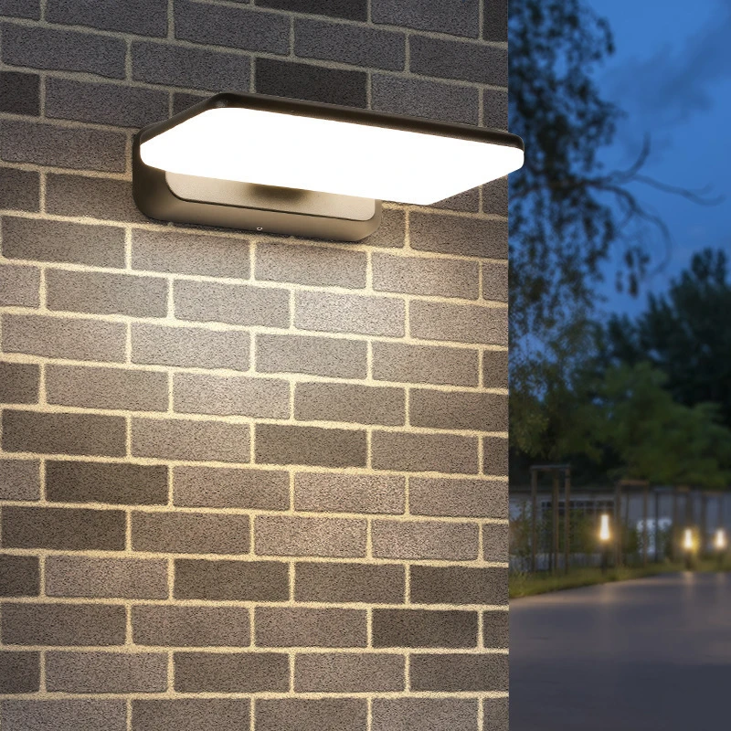 Nordic Intelligent Sensor Garden Waterproof Porch Solar Wall Light Rotatable Landscape Courtyard Outdoor Wall Lamp