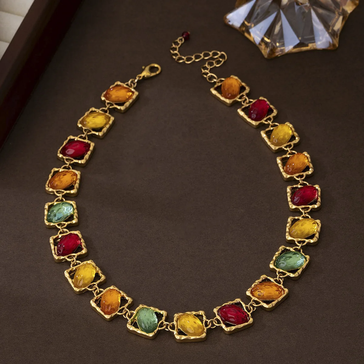 

Vintage Candy Colored Glazed Bead Necklace Vibrant Dopamine Hue Delicate Ladies Daily Party Accessories
