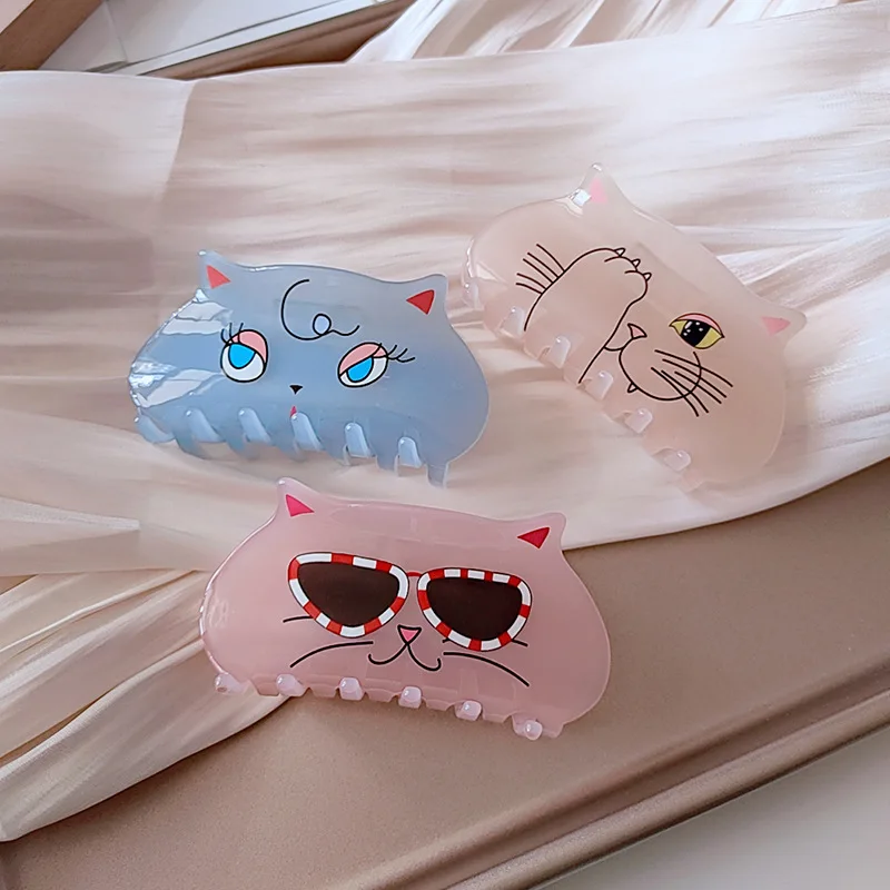 Muweordy Cute Cat Animal Acrylic Crab Hair Clip Shark Hair Claw for Women Girls Personality Barrettes Hair Clip Hair Accessories