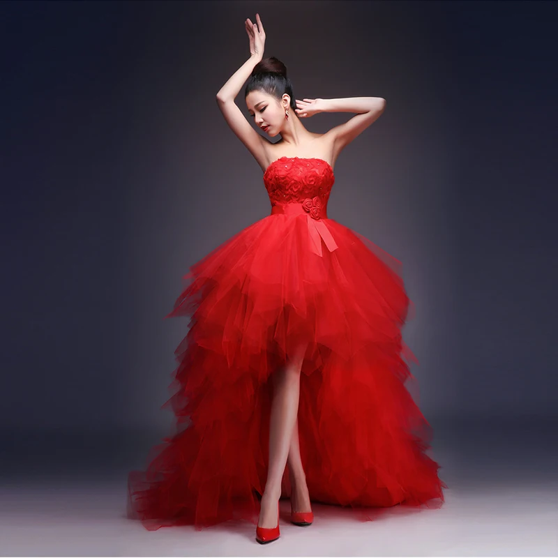 Abiti Sexy Quinceanera senza spalline Tulle rosso corto davanti e lungo dietro abiti moda semplice Vestido De debuttante con treno