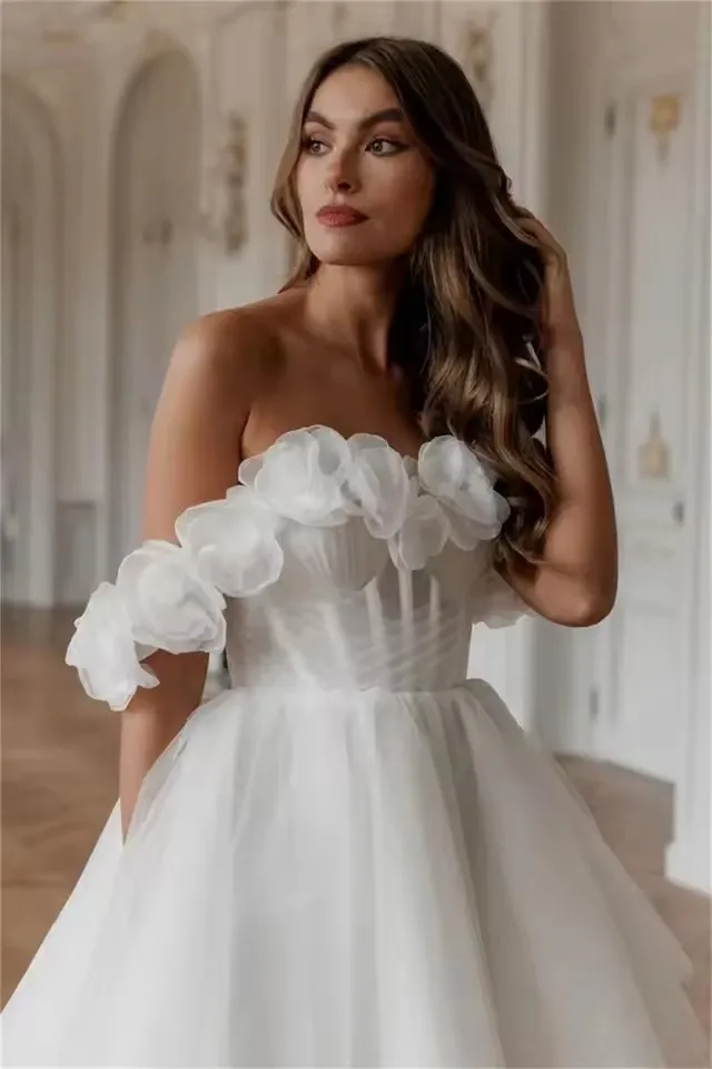 Newly White Tulle Short Homecoming Dress Off Shoulder 3D Flowers Mini  Wedding Dress Vestidos De Fiesta Customized Prom Gowns