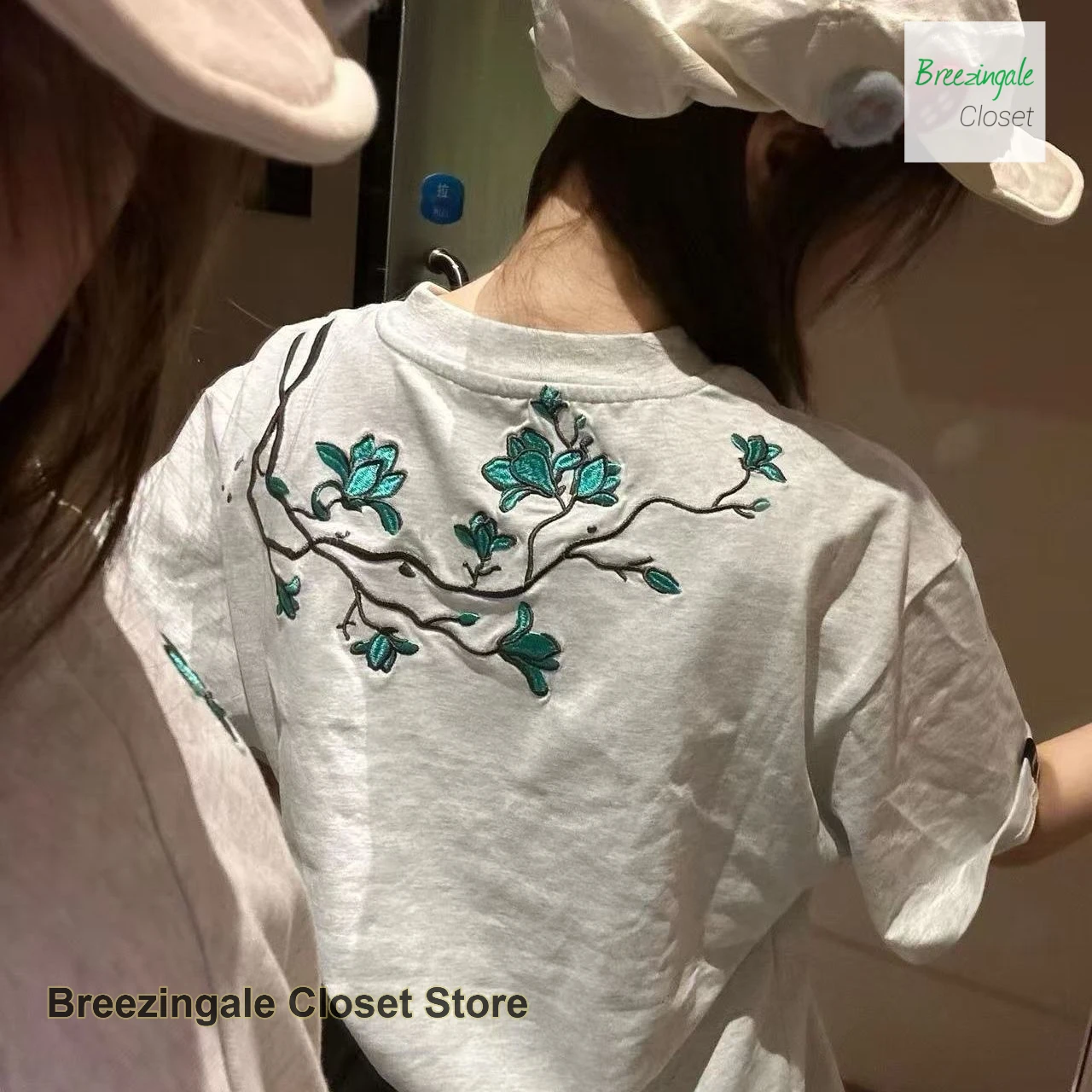 

American embroidered flowers cotton short-sleeved women's summer new relaxed fashion temperament casual half-sleeve top