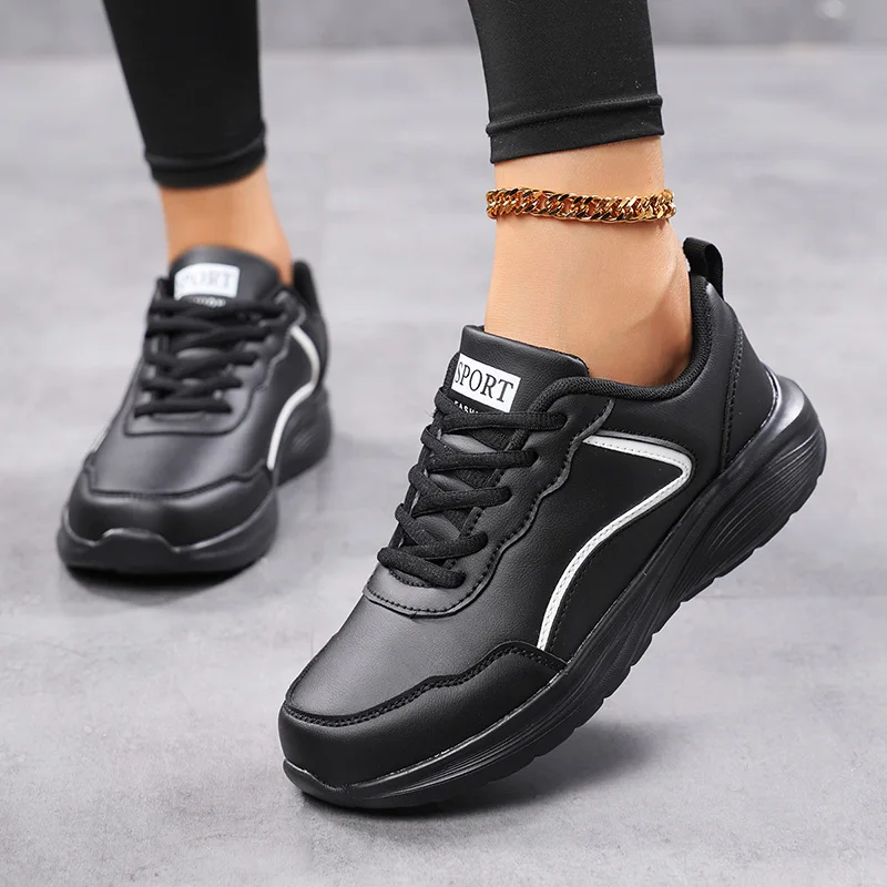 Women's Outdoor Sports Shoes, Low-Top Sneakers for Outdoor Wear, Running Shoes for Students, Lace-Up Travel Shoes, Lightweight Work and Commuting Shoes