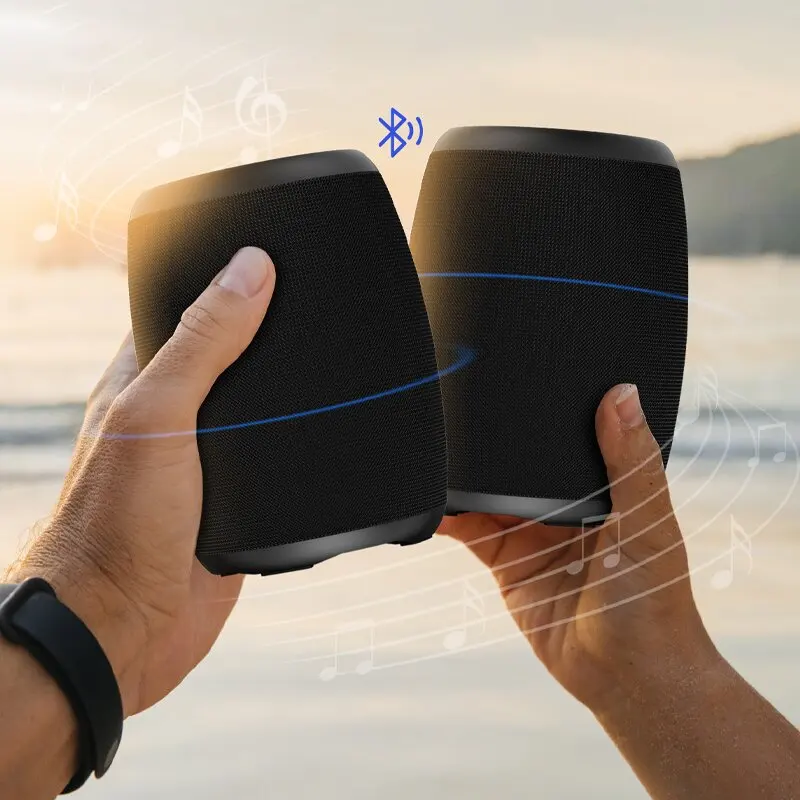 Bluetooth speaker, portable high fidelity wireless speaker with FM radio, waterproof, suitable for outdoor camping and hiking