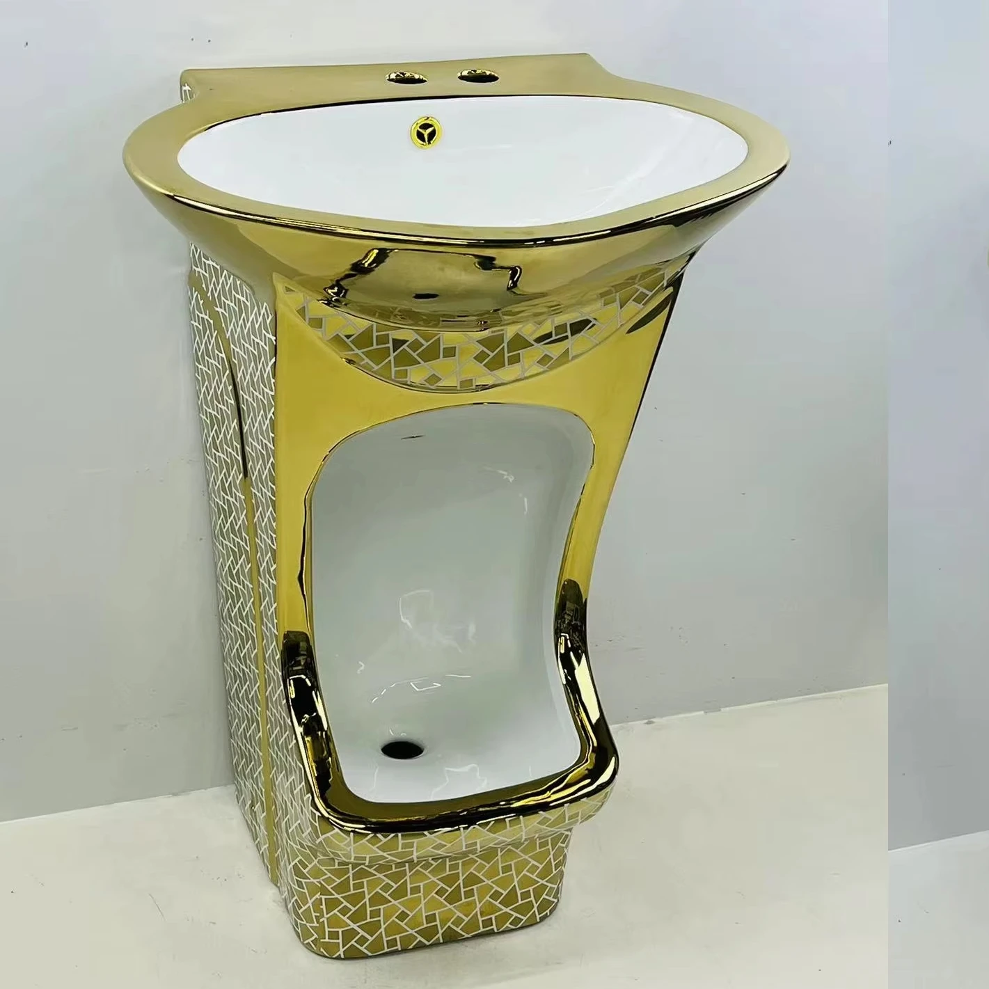 Chaozhou Factory Wholesales HOT Floor Mounted Muslim Wudu Ceramic Washing Sink Wash Basin image 2