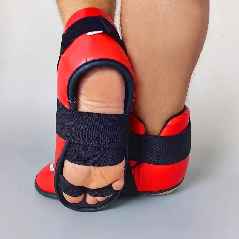 Karate Sparring Taekwondo Hand Fußschutz Set Kickboxen Muay Thai Training Boxhandschuhe Free Fight Kampfsport Fußausrüstung