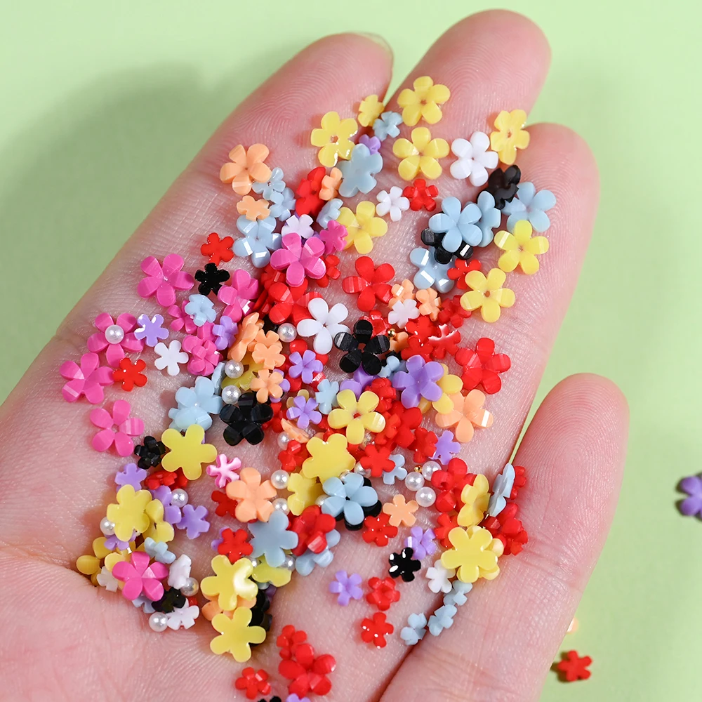 2000Pcs Acrylic 5 Petals Flower Resin Charms 10 Color 3D Nail Art Decor Gold Beads Pearl Mixed Size Rhinestones Flower Accessory