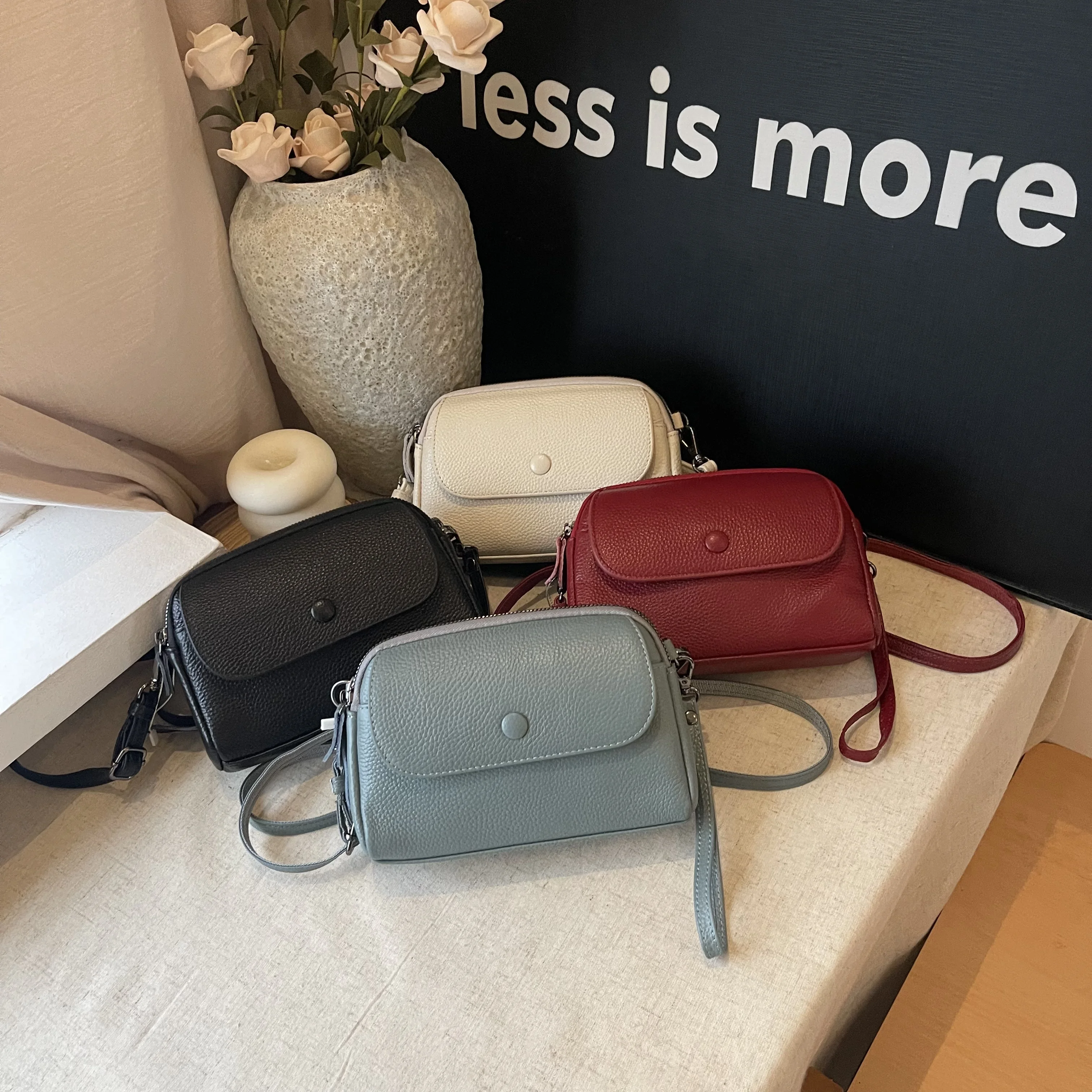 

Chic Leather Crossbody Bag For Women Designer Shoulder Handbag Luxury Brand Ladies Tote Purse Elegant Messenger Bag Durable