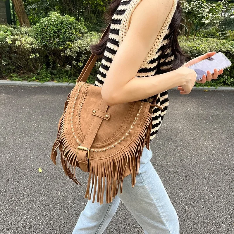 Designer Suede Saddle Bags for Women Vintage Tassel Shoulder Bags Luxury Female Crossbody Bags Korea Fashion Travel Bags