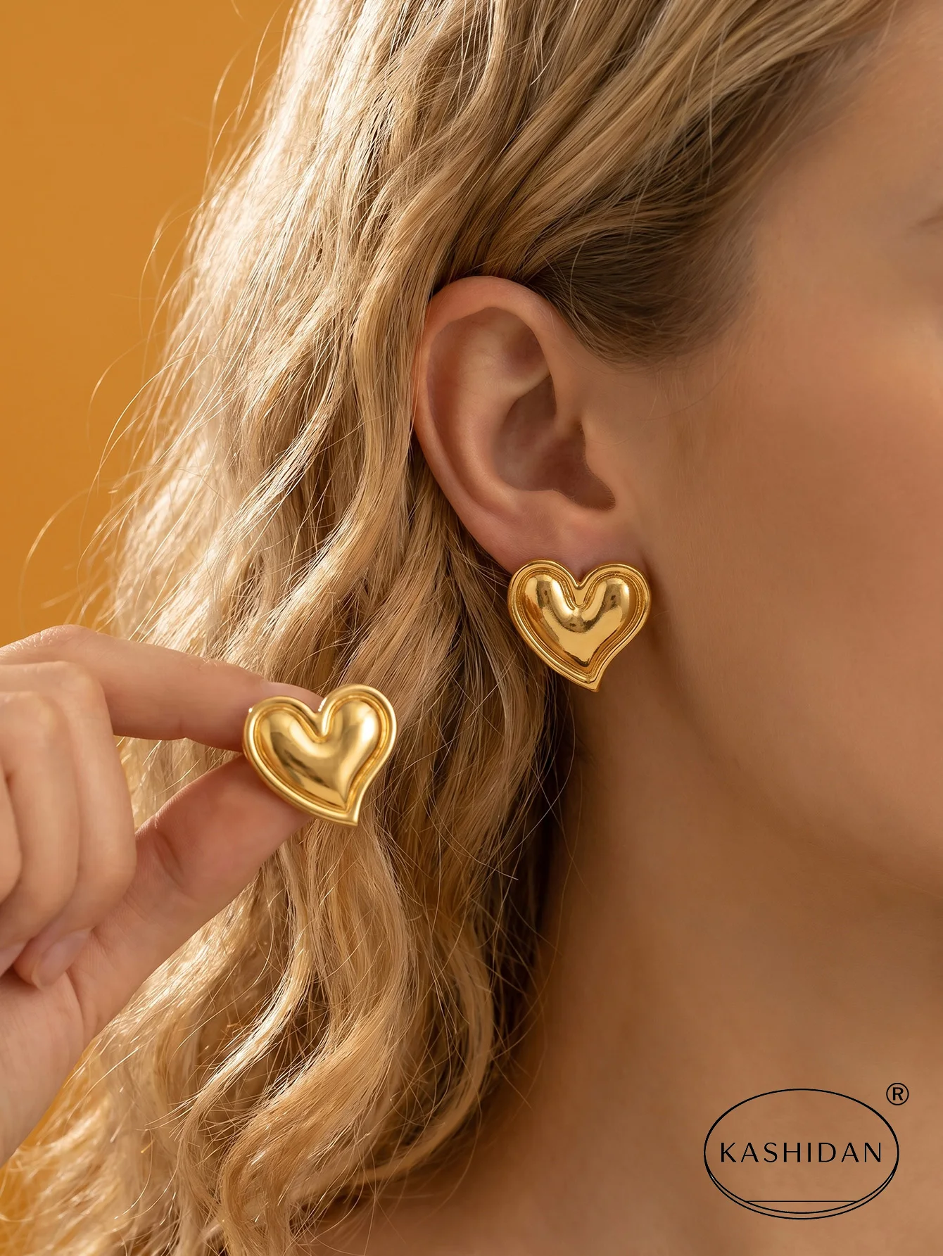 Modische Edelstahl-Herz-Ohrstecker für Frauen Doppelschichtige Umrahmte Herzförmige Ohrringe Bijoux