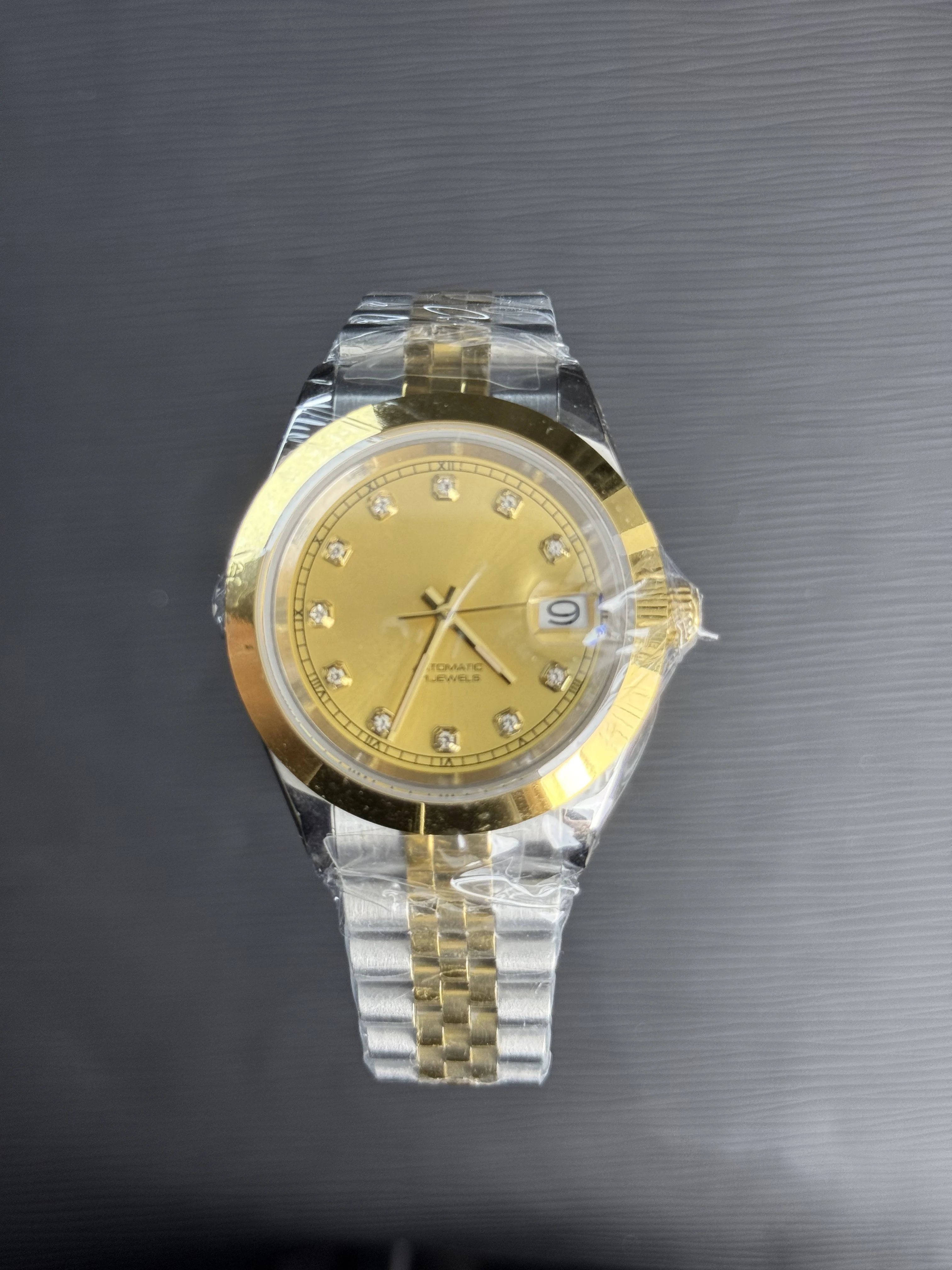 Luxury Lady's Dress Watch 39mm, Diamond-Accented Floral Bezel & Mother of Pearl Dial, Automatic Date Display with Sapphire Cryst