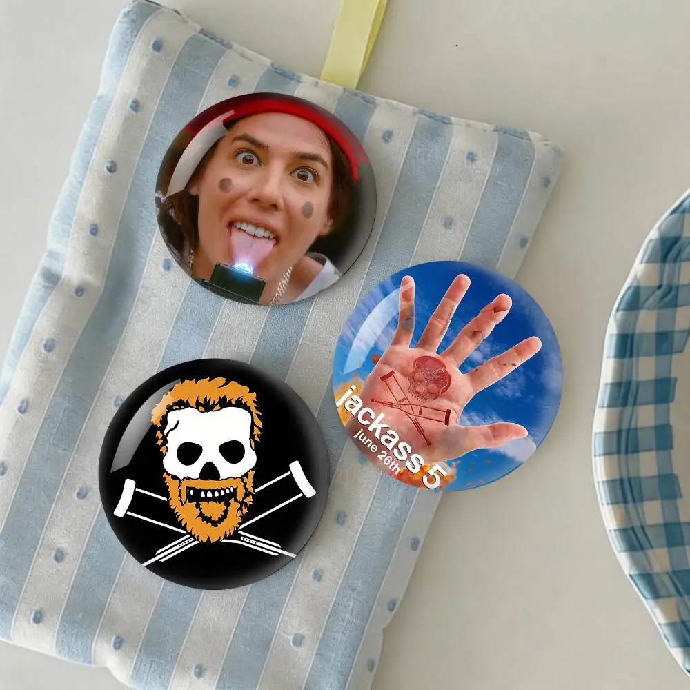 

Jackass Best and Last J-Jackass Badge fragmentation laser Game Figure Soft Button Pins Handmade Cartoon Round Brooch Bag