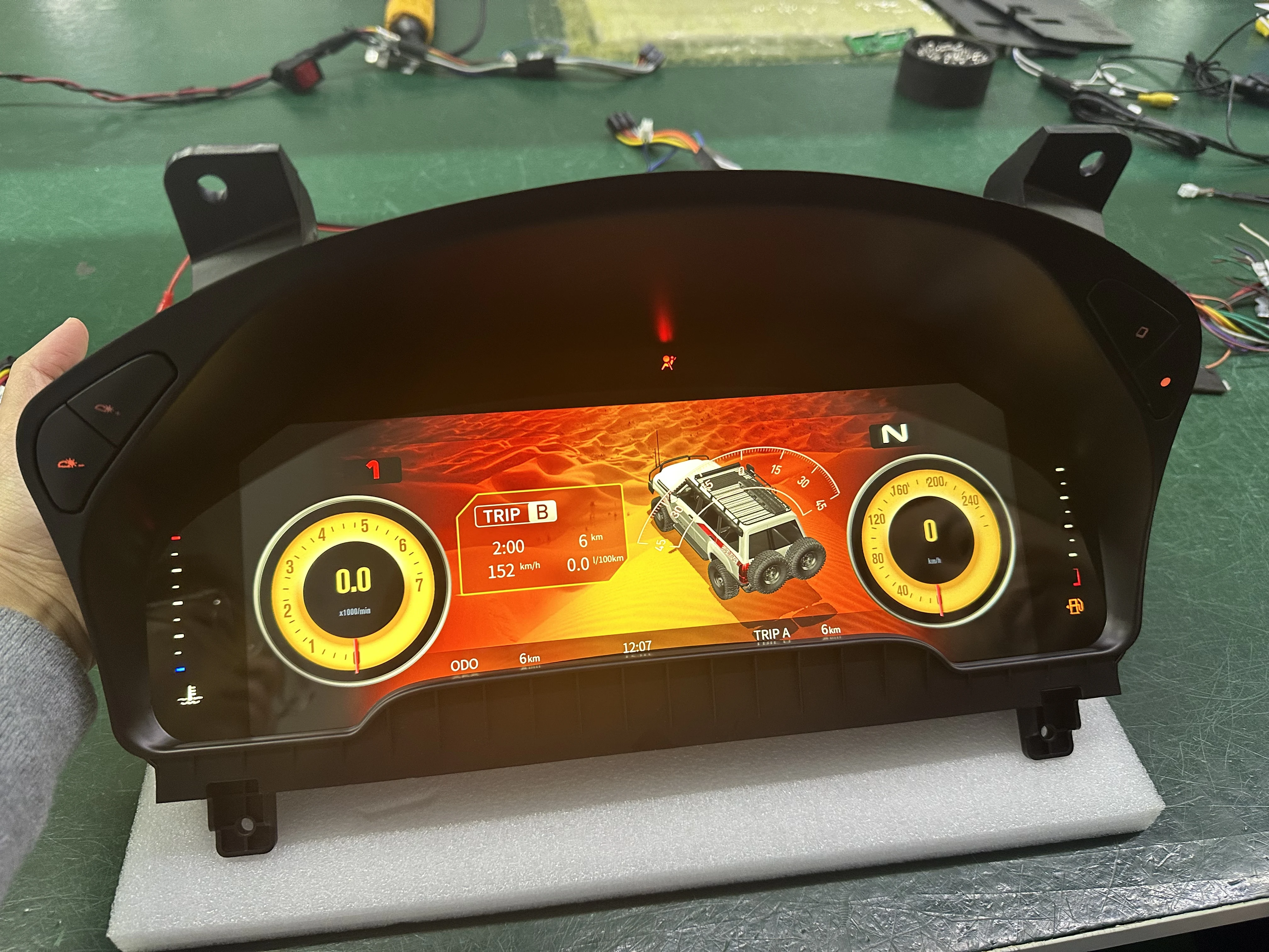 Dasbor Layar Lcd Sistem Linux 12.3 Inci Cluster Digital Pengganti Instrumen Mobil untuk NISSAN PATROL Y61